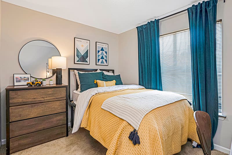 Model-Bedroom-02-Enclave-425-Athens-GA-10