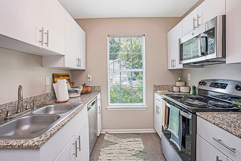 Model-Kitchen-01-Enclave-425-Athens-GA-10